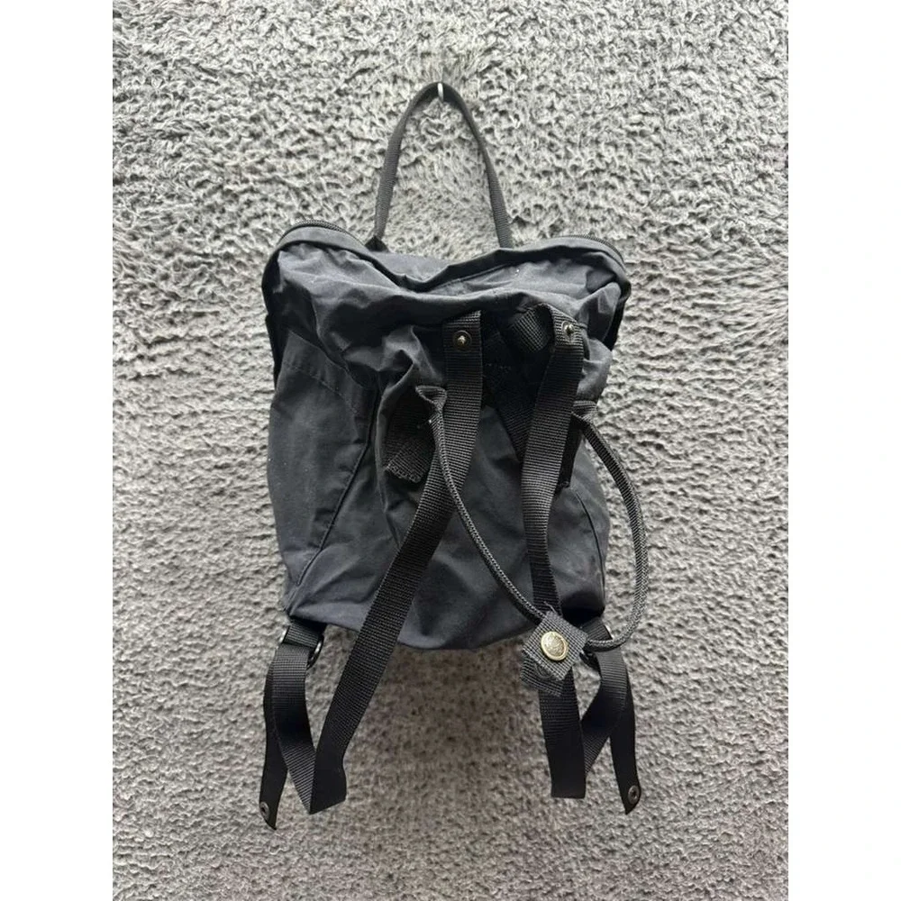 Fjallraven Kanken Classic Vinylon‎ Everyday Outdoor Backpack Black Unisex